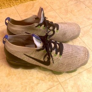 Used Nike Vapormax